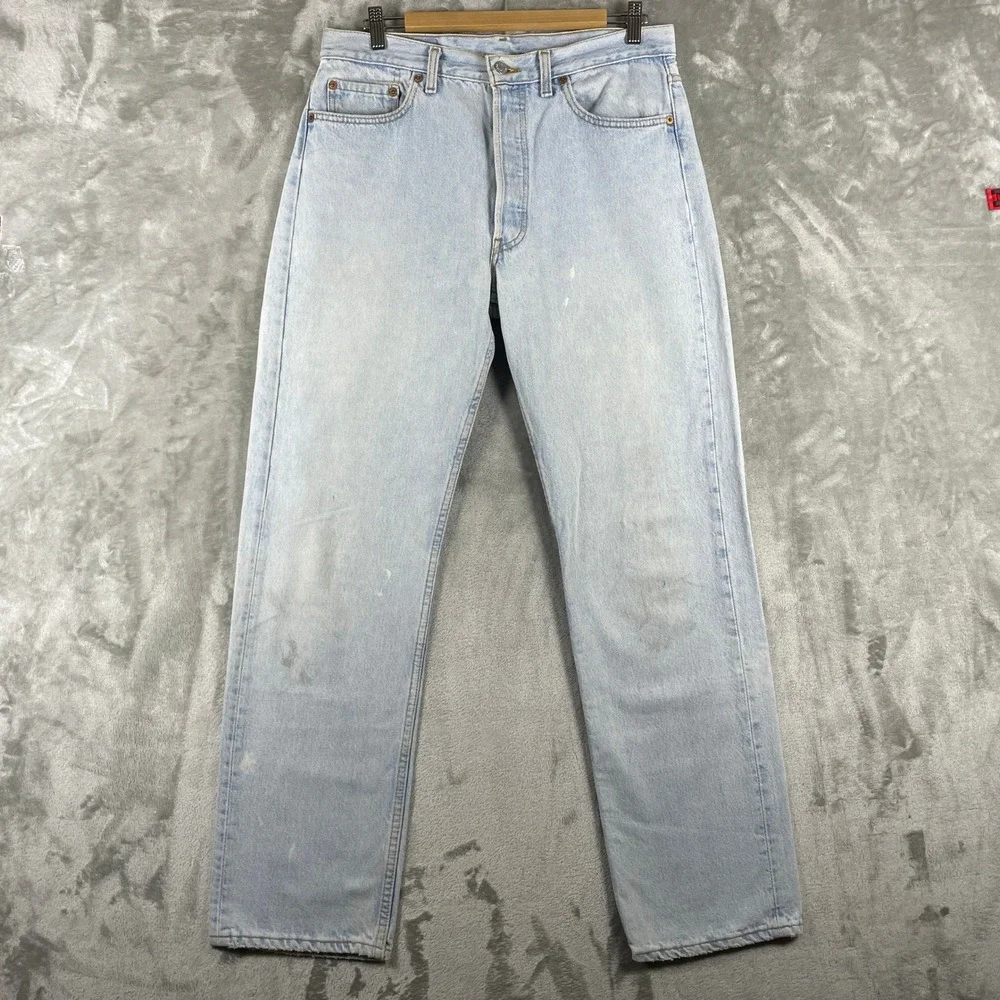 Vintage Levis 501 Jeans Mens 34x32 fits 33x31 Light Wash Made in USA 90s